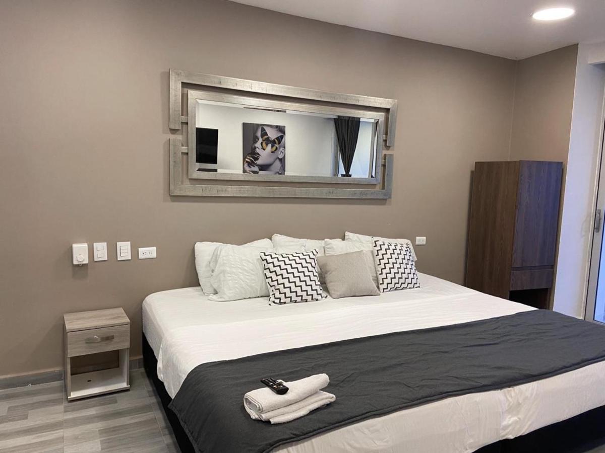 Aparta Estudio En El Edificio Bahia 79 Apartasuites * Cartagène